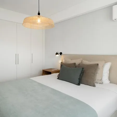 Acqua Iii By An Island Apartment *