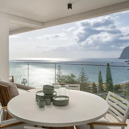 With Pool And Sea View - Acqua Iii